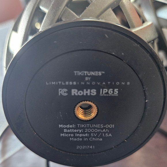 Limitless Innovations TikiTunes Portable Bluetooth Wireless Speakers 2 pack. - Picture 2 of 3